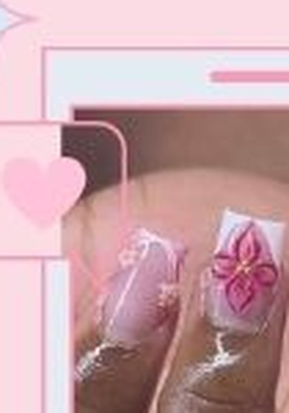 French tips with pink art